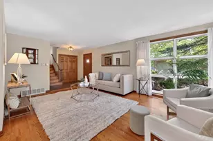 206 S See-Gwun Ave, Mount Prospect, IL 60056 - Photo 7