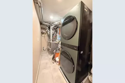 2140 W Monroe Street #1, Chicago, IL 60612 - Photo 9