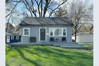 15 S Huffman Street, Naperville, IL 60540 - Photo 1