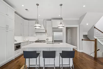 1419 W Byron Street #3, Chicago, IL 60613 - Photo 5
