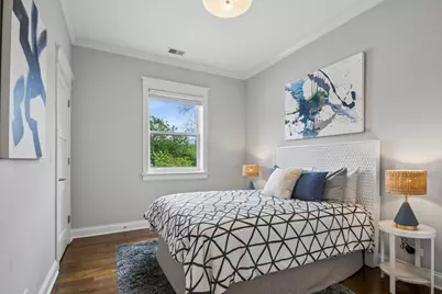 1419 W Byron Street #3, Chicago, IL 60613 - Photo 17