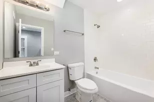 1217 Elmwood Ave, Berwyn, IL 60402 - Photo 9