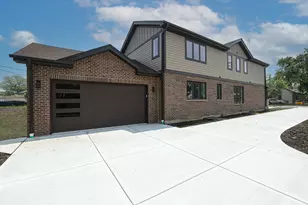 7948 W 74th Ave, Bridgeview, IL 60455 - Photo 3