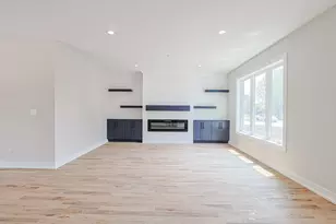 7948 W 74th Ave, Bridgeview, IL 60455 - Photo 7