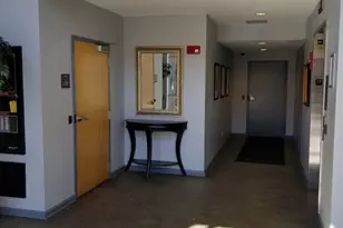 1122 W Catalpa Ave, Chicago, IL 60640 - Photo 9