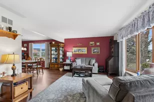 17900 Poplar Ln, Country Club Hills, IL 60478 - Photo 3