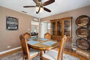 10917 S Keeler Ave, Oak Lawn, IL 60453 - Photo 7