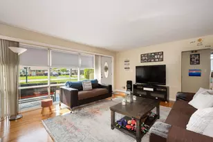 10917 S Keeler Ave, Oak Lawn, IL 60453 - Photo 5