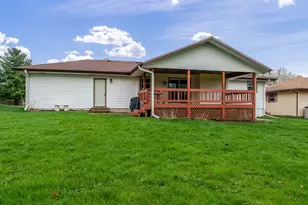 4420 Harvest Trail, Loves Park, IL 61111 - Photo 3