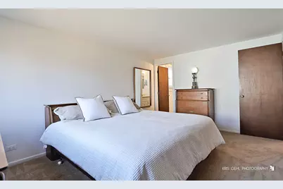 1123 Juniper Parkway, Libertyville, IL 60048 - Photo 13