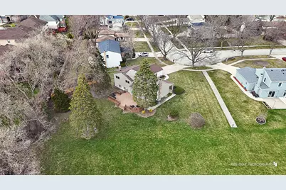 1123 Juniper Parkway, Libertyville, IL 60048 - Photo 35