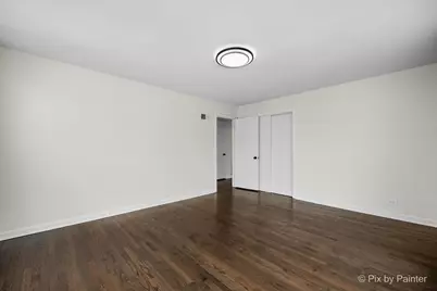 7042 N Washtenaw Avenue, Chicago, IL 60645 - Photo 17