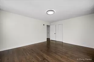 7042 N Washtenaw Ave, Chicago, IL 60645 - Photo 17