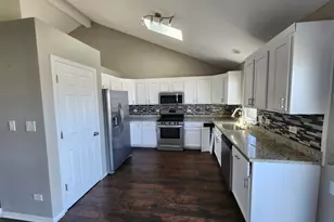 5244 Bentgrass Ave, Richton Park, IL 60471 - Photo 5