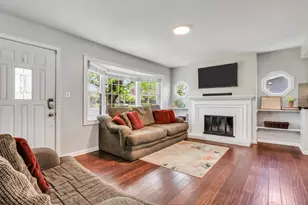 17976 W Big Oaks Rd, Grayslake, IL 60030 - Photo 5