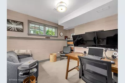 1303 N Cross Street, Wheaton, IL 60187 - Photo 35