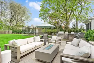 1303 N Cross St, Wheaton, IL 60187 - Photo 37