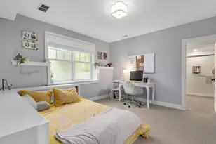 1303 N Cross St, Wheaton, IL 60187 - Photo 29