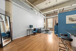 2000 S Michigan Ave, Chicago, IL 60616 - Photo 5