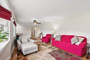 644 Pierce Ct, Grayslake, IL 60030 - Photo 7