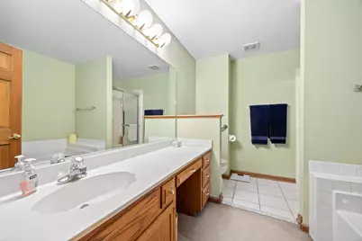 1016 Middleton Place #1016, Lisle, IL 60532 - Photo 21