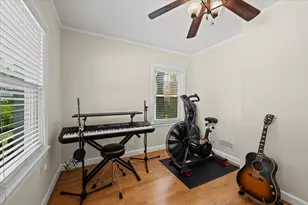 8449 N Kedvale Ave, Skokie, IL 60076 - Photo 11
