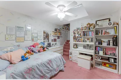 9010 Pottawattami Drive, Skokie, IL 60076 - Photo 17