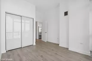 235 W Van Buren St, Chicago, IL 60607 - Photo 9