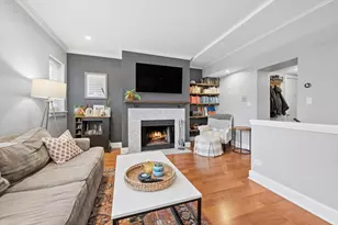 3456 N Janssen Ave, Chicago, IL 60657 - Photo 3