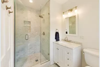 2100 Elmwood Avenue, Wilmette, IL 60091 - Photo 15