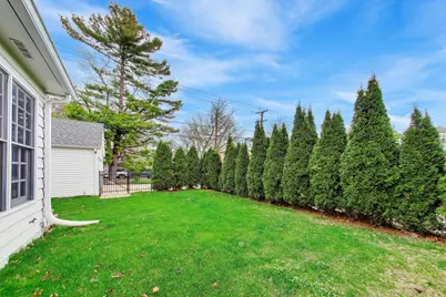 2100 Elmwood Avenue, Wilmette, IL 60091 - Photo 25