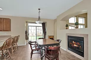 9341 Diana Ln, Huntley, IL 60142 - Photo 5