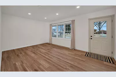 917 Parks Lane, Ottawa, IL 61350 - Photo 7