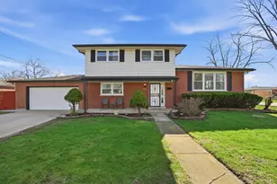 4318 W 118th Pl, Alsip, IL 60803 - Photo 1