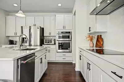 2515 Leander Court, Woodridge, IL 60517 - Photo 13