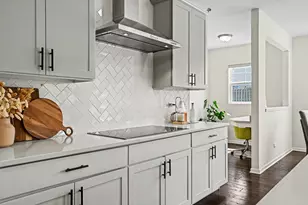 2515 Leander Ct, Woodridge, IL 60517 - Photo 17