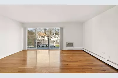 81 S 6th Avenue #202, La Grange, IL 60525 - Photo 5