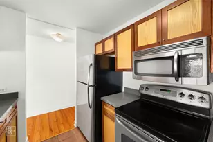 81 S 6th Ave, La Grange, IL 60525 - Photo 7