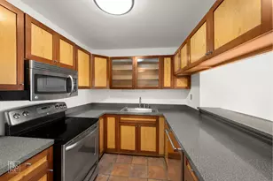 81 S 6th Ave, La Grange, IL 60525 - Photo 9