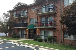 5627 107th St, Chicago Ridge, IL 60415 - Photo 1