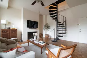 3751 N Halsted St, Chicago, IL 60613 - Photo 3