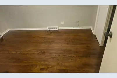 8926 S Lowe Avenue, Chicago, IL 60620 - Photo 5