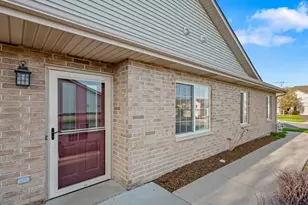 1707 Pine St, McHenry, IL 60051 - Photo 23