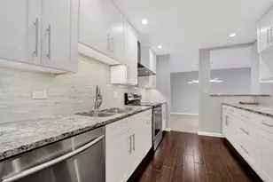 650 Murray Ln, Des Plaines, IL 60016 - Photo 5