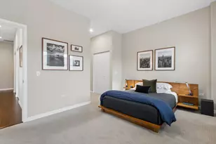 3920 N Sheridan Rd, Chicago, IL 60613 - Photo 15