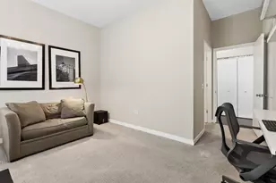 3920 N Sheridan Rd, Chicago, IL 60613 - Photo 21