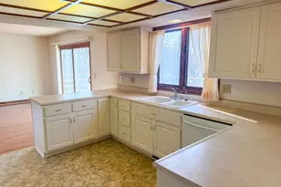 1139 Lakeridge Rd, Danville, IL 61832 - Photo 9