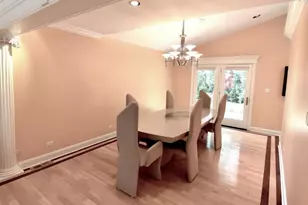 1302 S Princeton Ave, Arlington Heights, IL 60005 - Photo 9