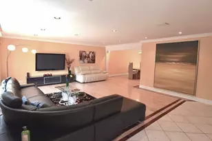 1302 S Princeton Ave, Arlington Heights, IL 60005 - Photo 3