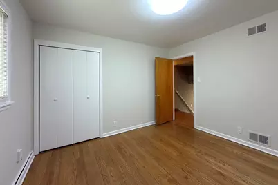 240 Hatlen Avenue, Mount Prospect, IL 60056 - Photo 27